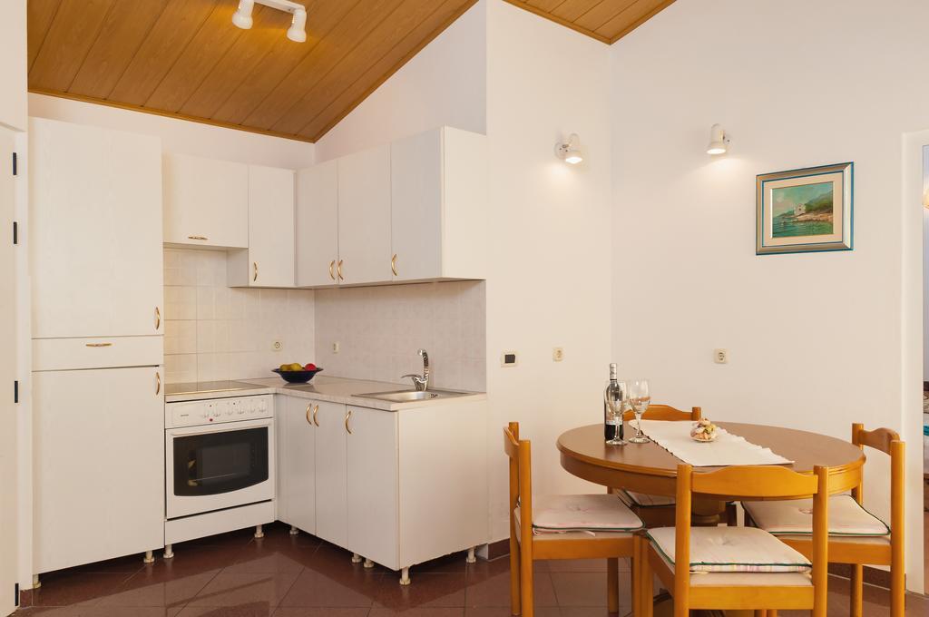 Beach Resort Apartments Bucina Baška Voda Zewnętrze zdjęcie