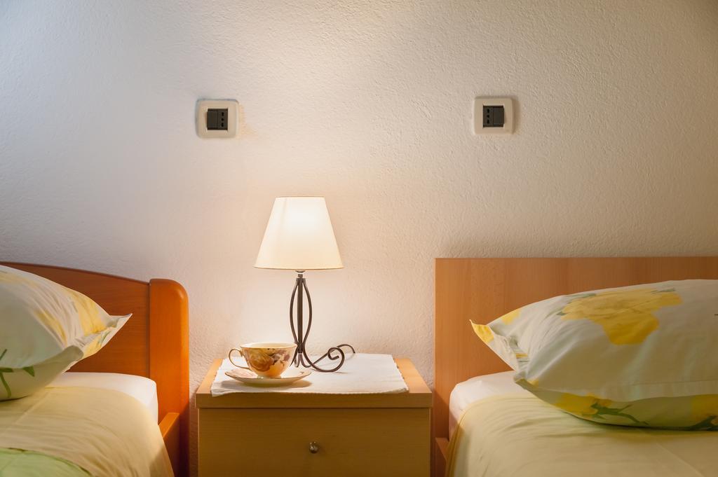 Beach Resort Apartments Bucina Baška Voda Zewnętrze zdjęcie