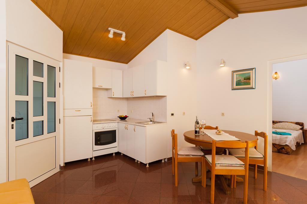 Beach Resort Apartments Bucina Baška Voda Zewnętrze zdjęcie