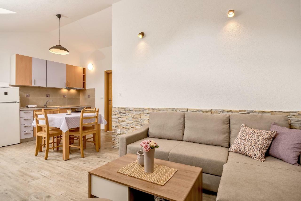 Beach Resort Apartments Bucina Baška Voda Zewnętrze zdjęcie