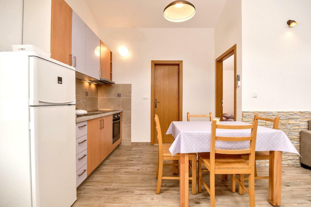 Beach Resort Apartments Bucina Baška Voda Zewnętrze zdjęcie