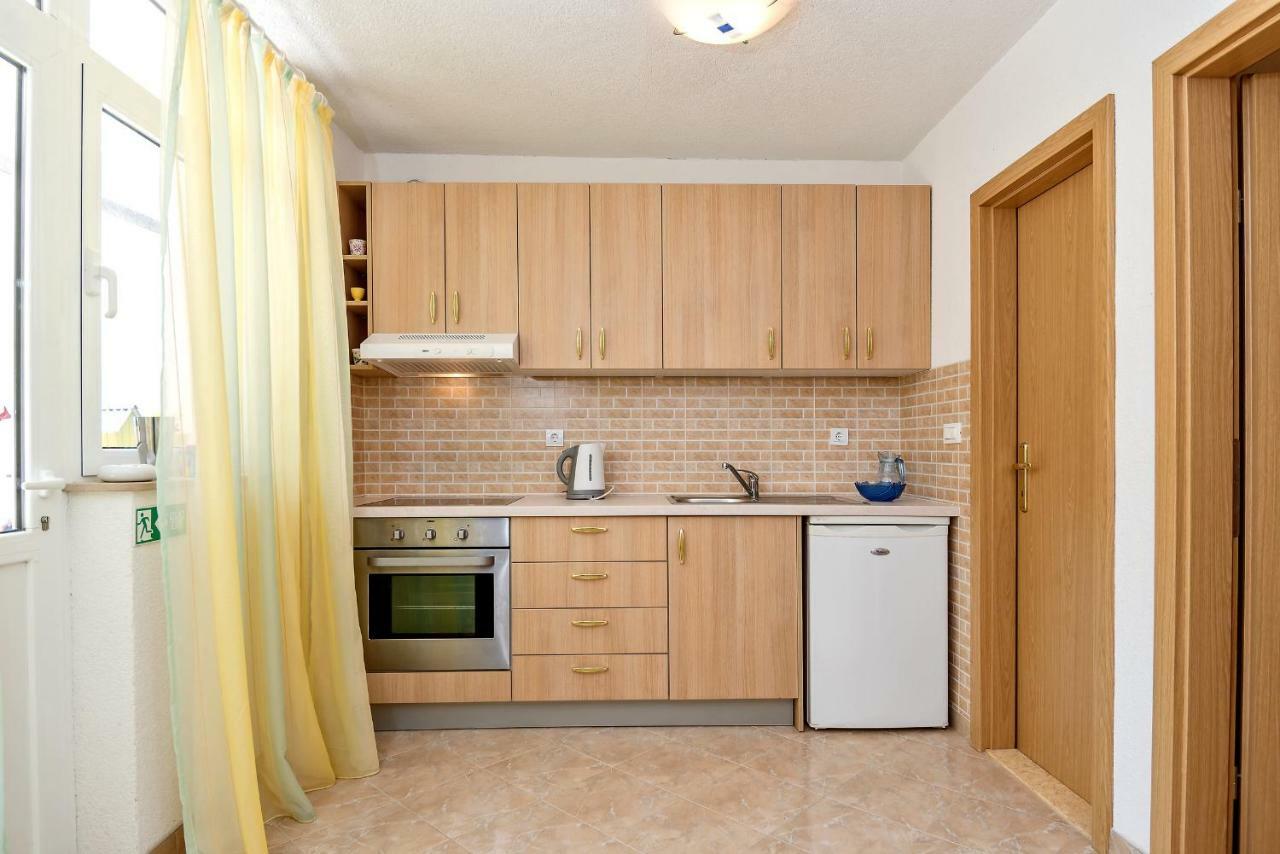 Beach Resort Apartments Bucina Baška Voda Zewnętrze zdjęcie